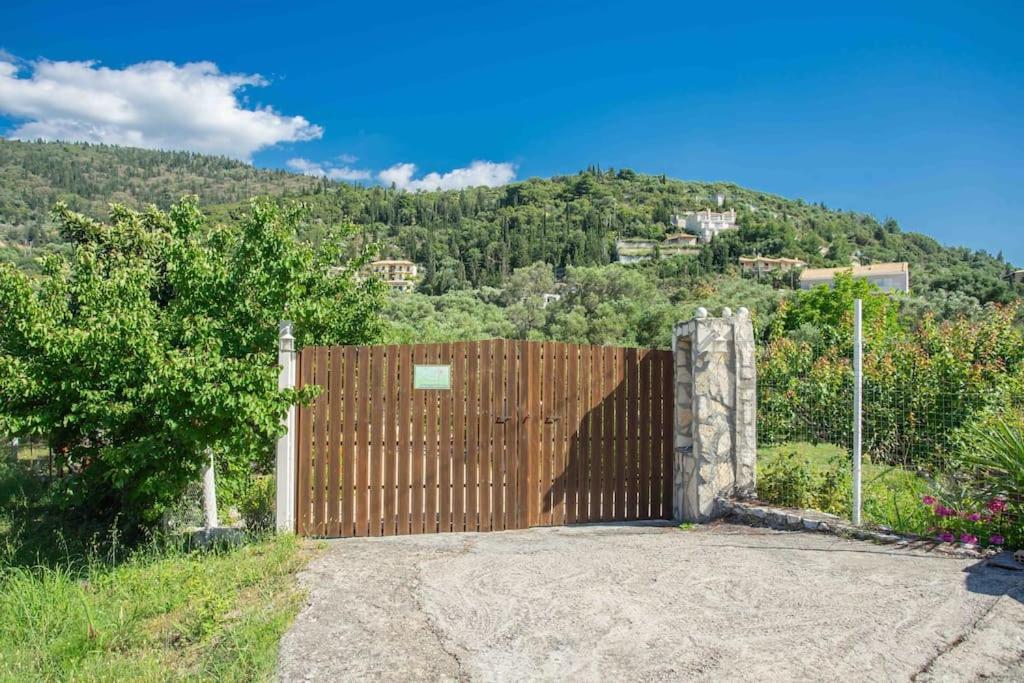 Anthia Private Studio A Breath Away From Beaches Áyios Nikítas المظهر الخارجي الصورة
