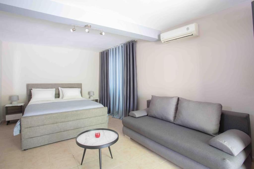 Anthia Private Studio A Breath Away From Beaches Áyios Nikítas المظهر الخارجي الصورة